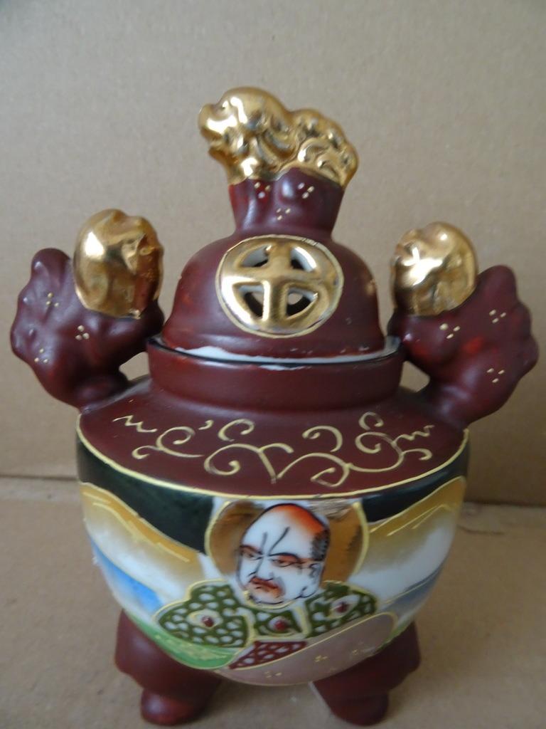 Brûleur d'encens en porcelain doré 7 cm pot d'encens Japon, Enlèvement ou Envoi