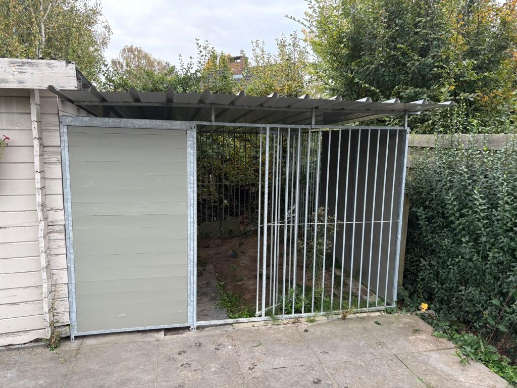 Hondenren voor buiten met afdak, Dieren en Toebehoren, Hondenhokken, Ophalen, Hondenkennel, 110 cm of meer, 100 cm of meer