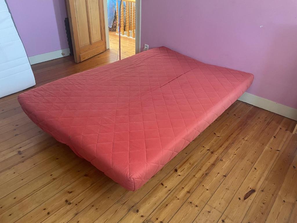 Canapé convertible IKEA, Maison & Meubles, Rouge, 140 cm, Enlèvement, Utilisé
