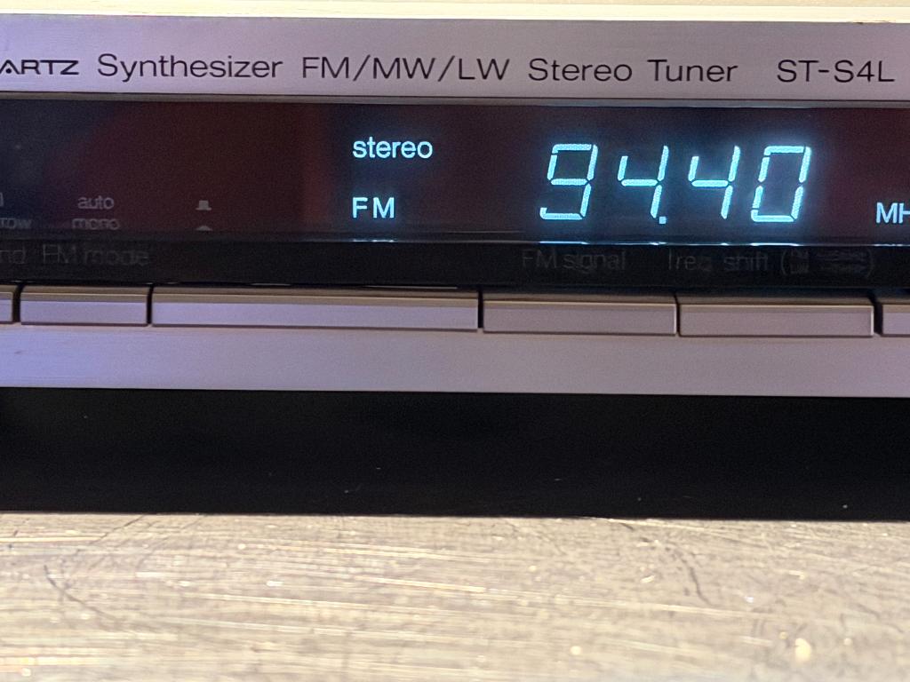 Technics ST-S4L Quartz Synthesizer FM/MW/LW Stereo Tuner, Enlèvement ou Envoi, Utilisé