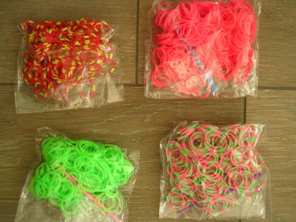 Loombands - Band it's per color new - 200 pièces, Enlèvement ou Envoi, Neuf, Bricolage