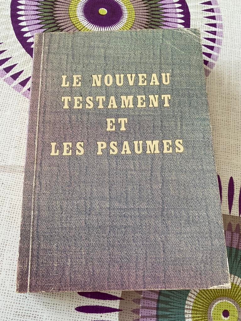 Le nouveau testament et les psaumes, Livres, Enlèvement ou Envoi