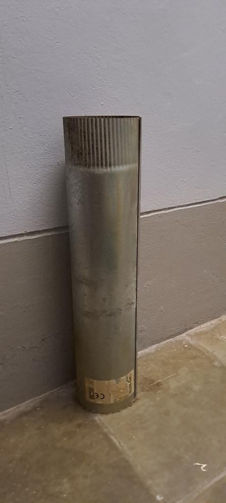 Buse de poele 10cm sur 50cm a saisir ️↙️ ️️, Bricolage & Construction, 80 mm ou plus, Zinc, Enlèvement, Moins de 2 mètres