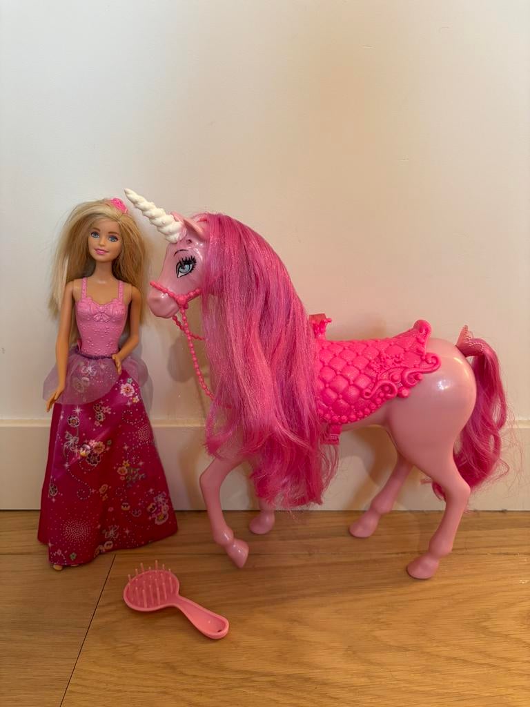 Barbie fairytail met paard., Kinderen en Baby's, Ophalen, Zo goed als nieuw, Barbie