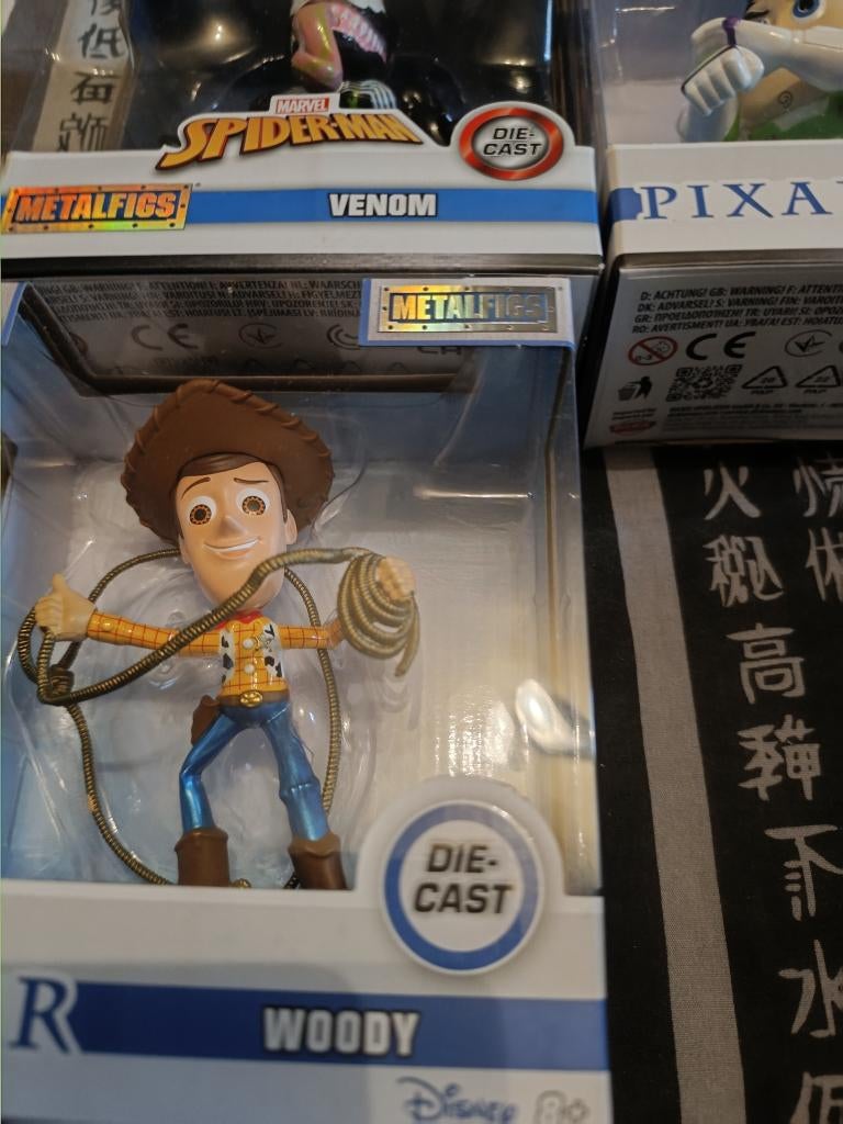 Peluche, figurines et autres, Enlèvement, Neuf, Autres types
