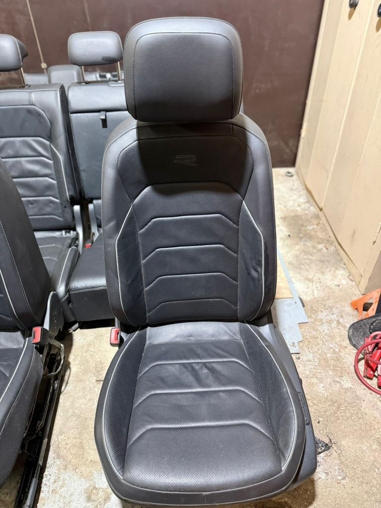 VW Tiguan R-Line 7-places Kit siège, Auto-onderdelen, Interieur en Bekleding, Ophalen, Gebruikt, Volkswagen