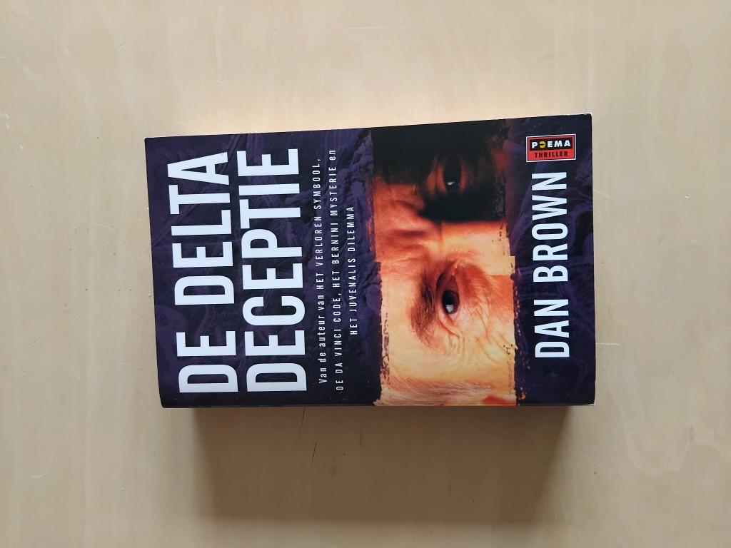 Boek De delta deceptie - Dan Brown, Ophalen of Verzenden