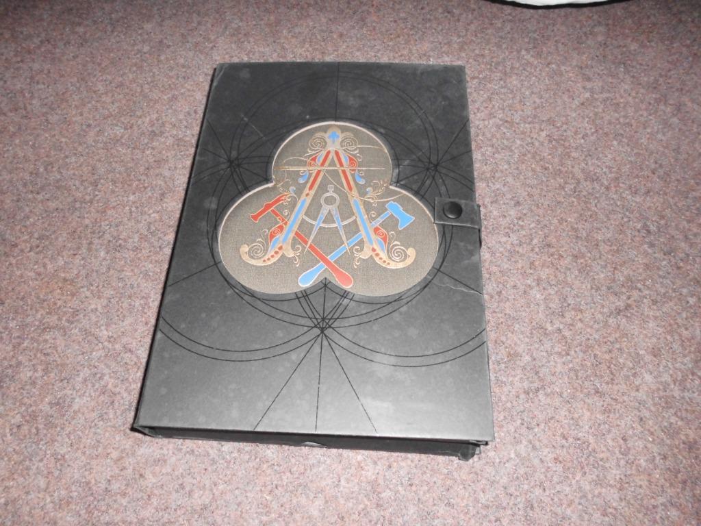 kistje tomorrowland 2023 dringend weg  !!!!!!!!!!!!!!!!!!!!!