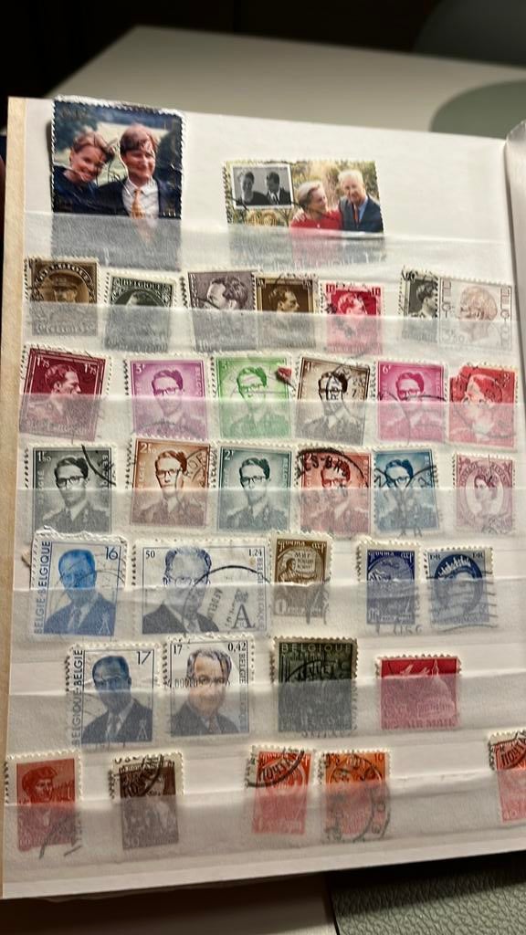 35 postzegels belgisch koningshuis, Verzamelen, Ophalen of Verzenden, Gebruikt, Postzegel(s) of Munt(en)