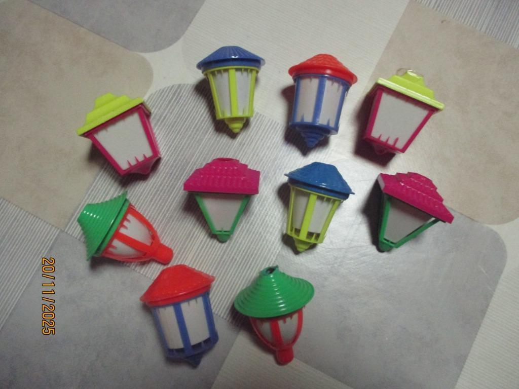 10 Plastic kapjes voor kerstlampjes, Diversen, Ophalen of Verzenden, Zo goed als nieuw