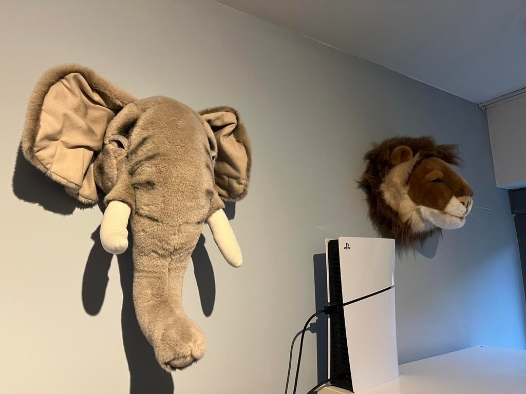 Olifant & Leeuw, Enlèvement, Comme neuf