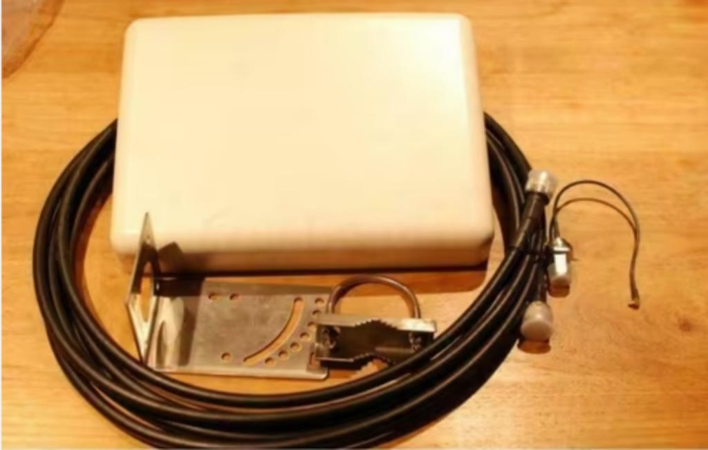 Antenne à panneau Huawei TDJ-SA2400-15-20 pour une utilisati, Télécoms, Antennes & Mâts, Comme neuf, Antenne, Enlèvement ou Envoi