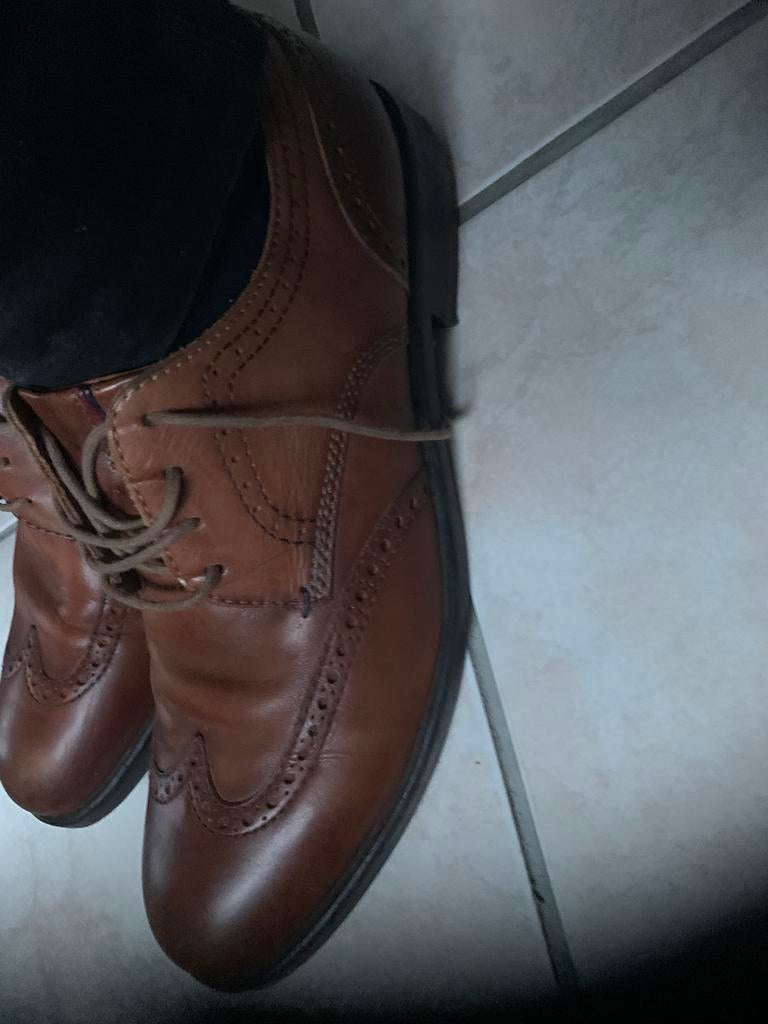 Klassieke heren schoenen Tommy Hilfiger 43 cognac kleur, Kleding | Heren, Schoenen, Ophalen of Verzenden