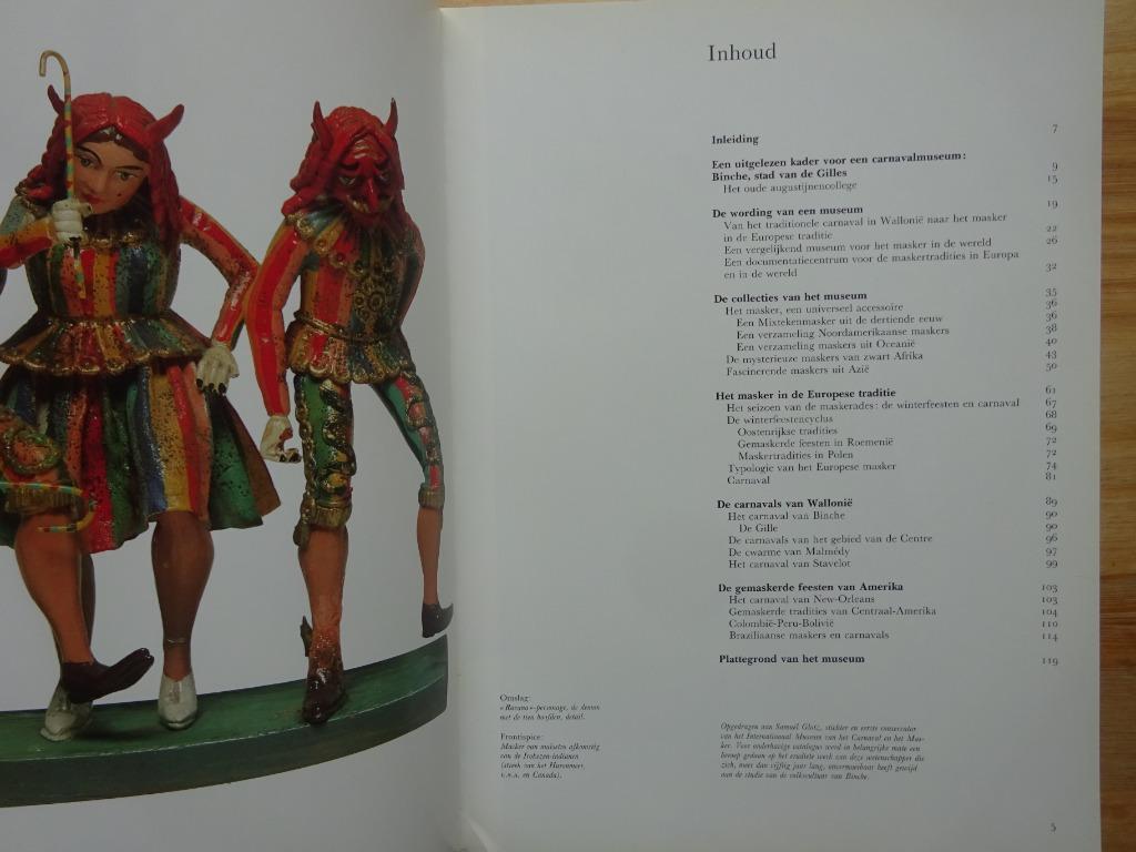 Museum van het carnaval en het masker, Musea Nostra, - 1991, Ophalen of Verzenden, Zo goed als nieuw, Overige onderwerpen