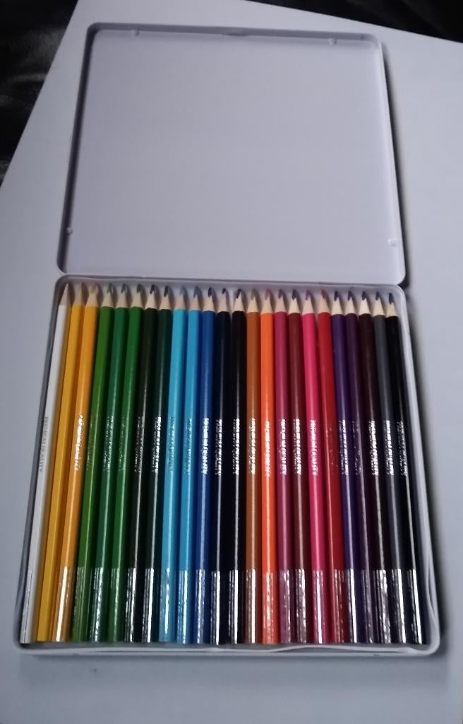 24 crayons de couleur dans boîte, qualité supérieure-NOUVEAU, Enlèvement, Neuf, Crayon ou Feutre
