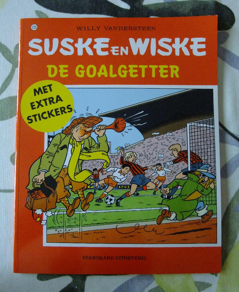 Suske en Wiske 225: De goalgetter - NIEUW met extra stickers, Boeken, Ophalen of Verzenden, Nieuw