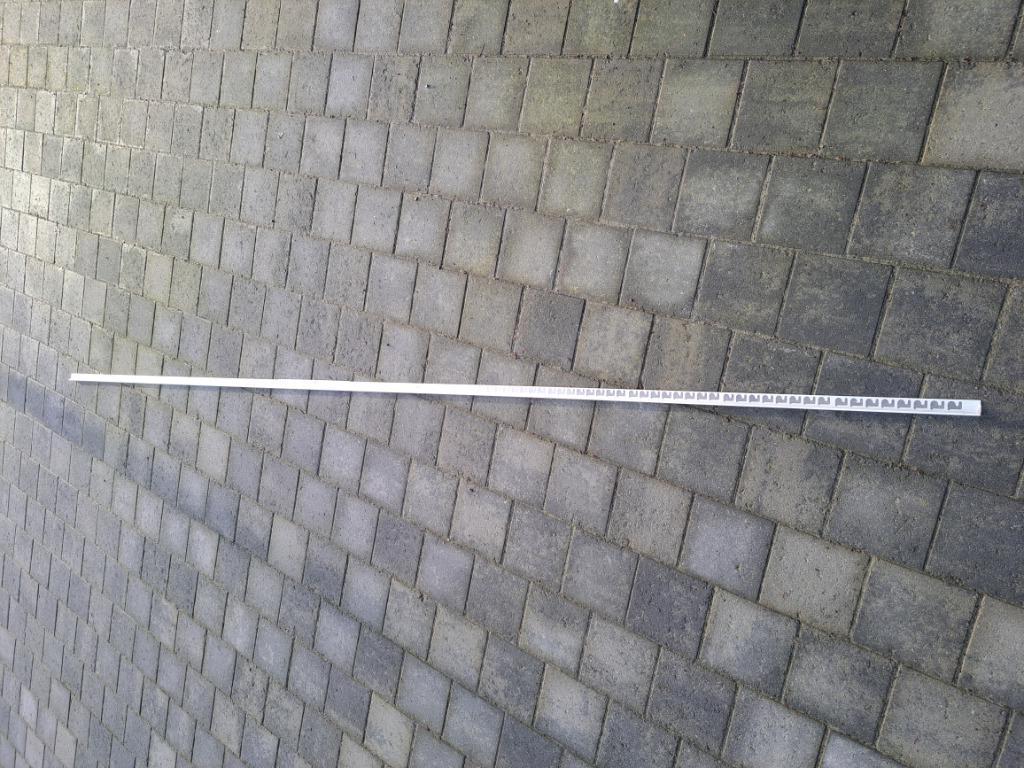 Profilé en aluminium - 2 pièces disponibles., Doe-het-zelf en Bouw, Metalen, Ophalen of Verzenden, Nieuw, Aluminium