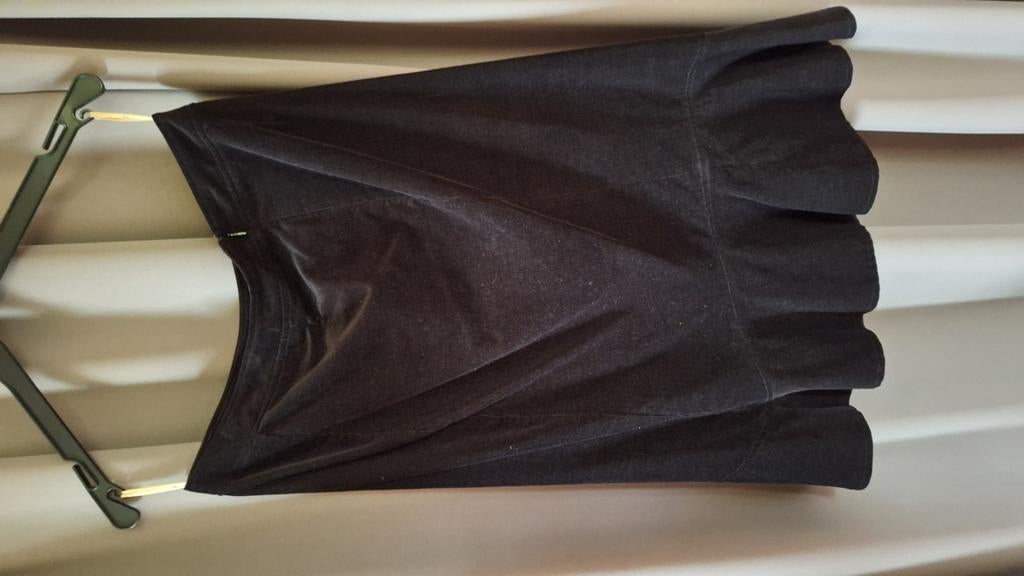 Jupe côtelée noire pour femme, 100 % coton, taille 42. Longu, Taille 42/44 (L), Enlèvement ou Envoi, Comme neuf, Etam
