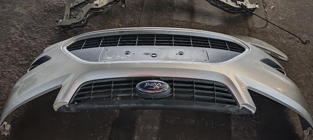 FORD FOCUS CABRIO 2009 - PIECES, Pare-chocs, Enlèvement, Avant, Ford