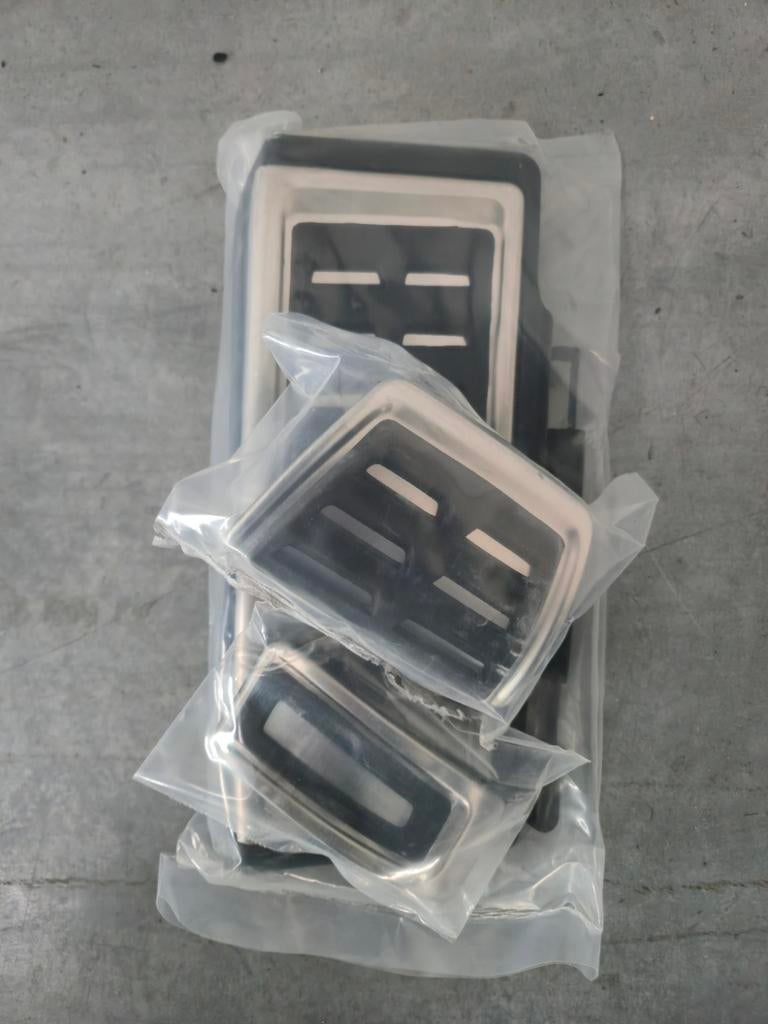 Audi/VW/Seat/Skoda edelstalen sportpedalen met voetsteun, Ophalen of Verzenden, Nieuw, Seat