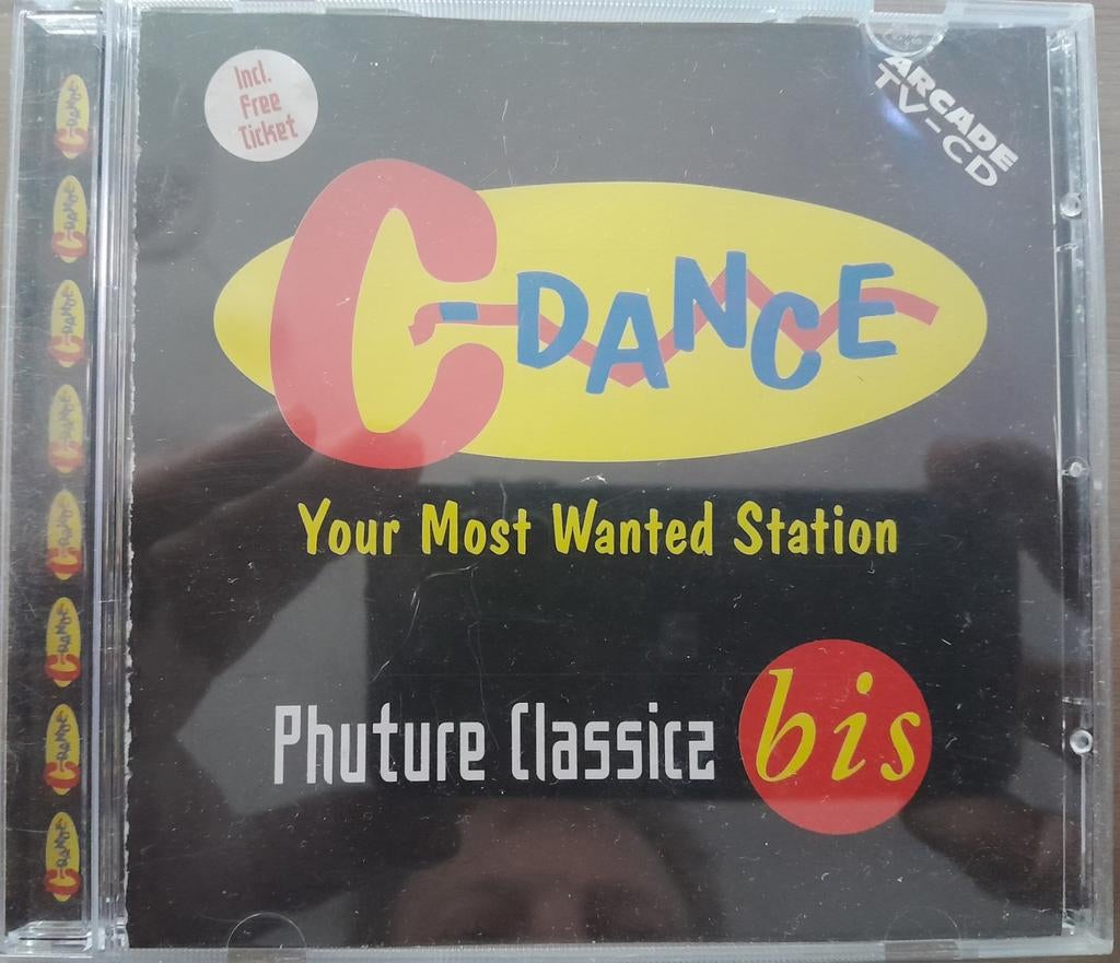 C dance phuture classics bis, Ophalen