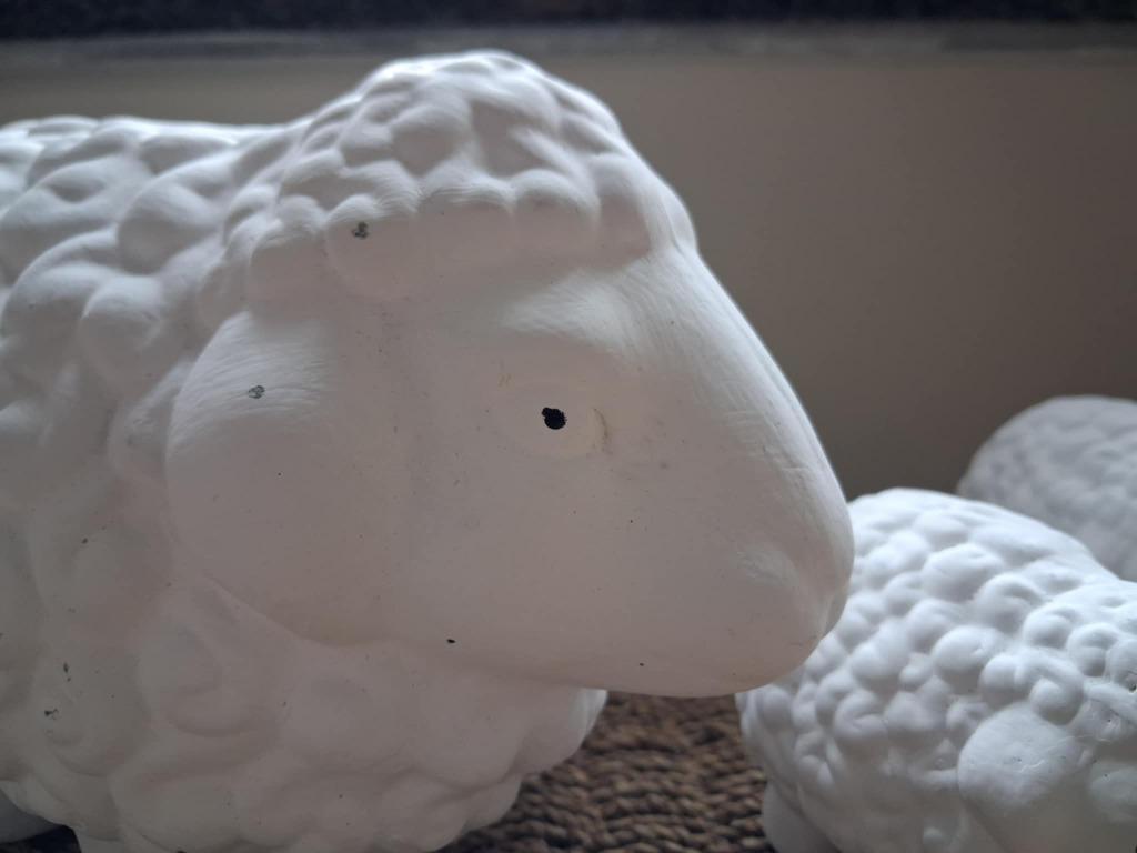 beelden schapen ev.voor kerststal lengte 22 cm hoogte 13 cm, Diversen, Ophalen of Verzenden