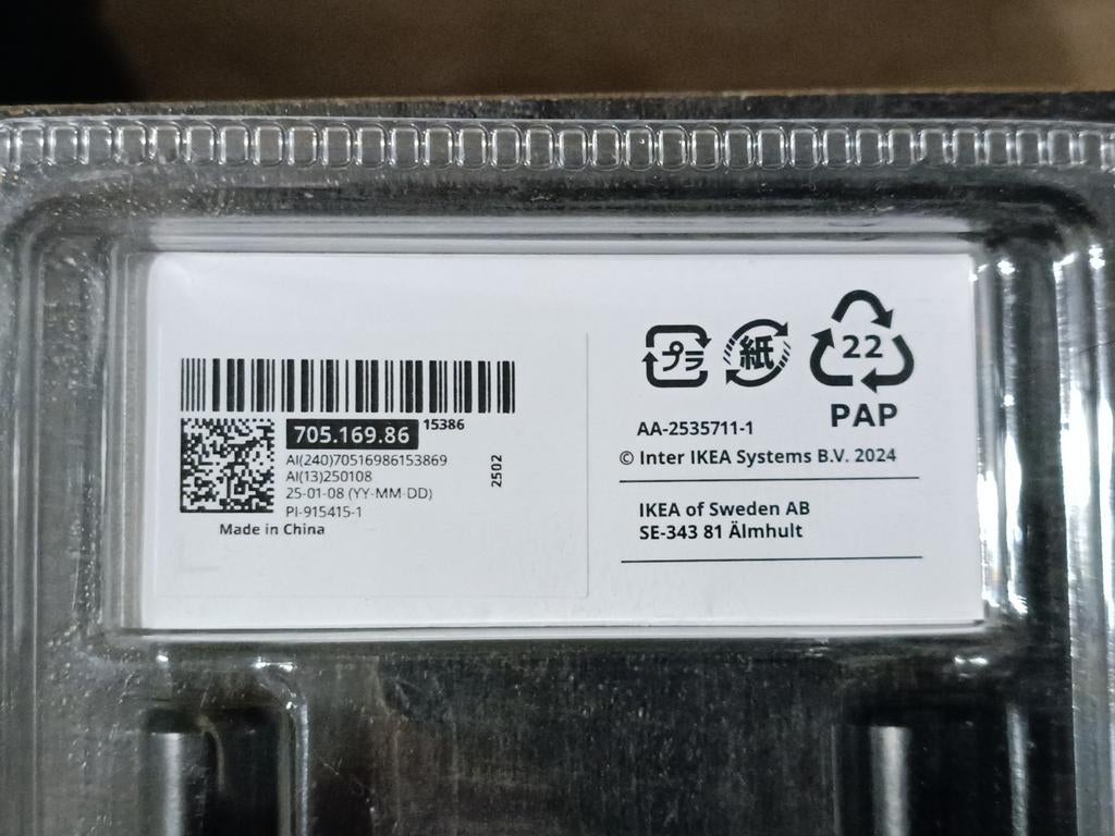 Emballage 2, 2 poignées neuves d'armoire IKEA, Maison & Meubles, Enlèvement ou Envoi