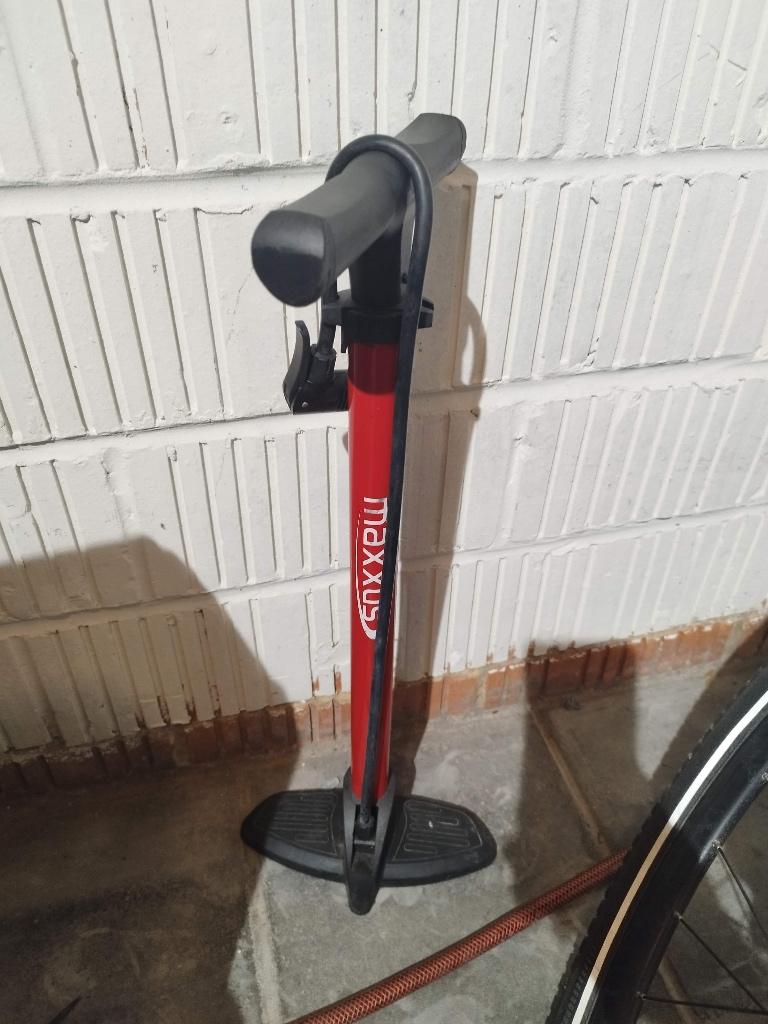 Fietspomp Maxxus, Ophalen, Gebruikt