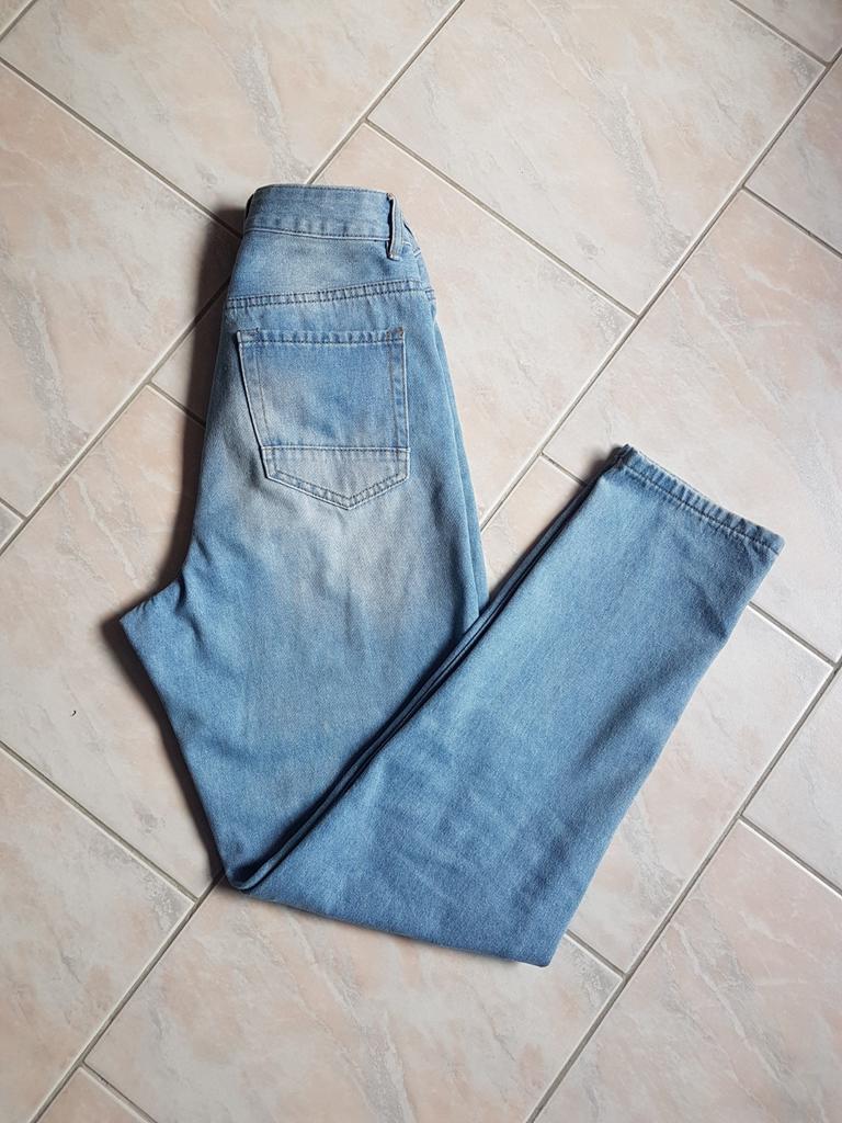 Jeans oversize, W28 - W29 (confection 36), Enlèvement ou Envoi, Comme neuf, Bleu