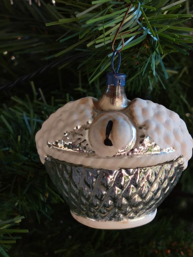 antieke kerstbal mand met "besuikerd" of besneeuwd fruit, Diversen, Kerst, Ophalen of Verzenden, Gebruikt