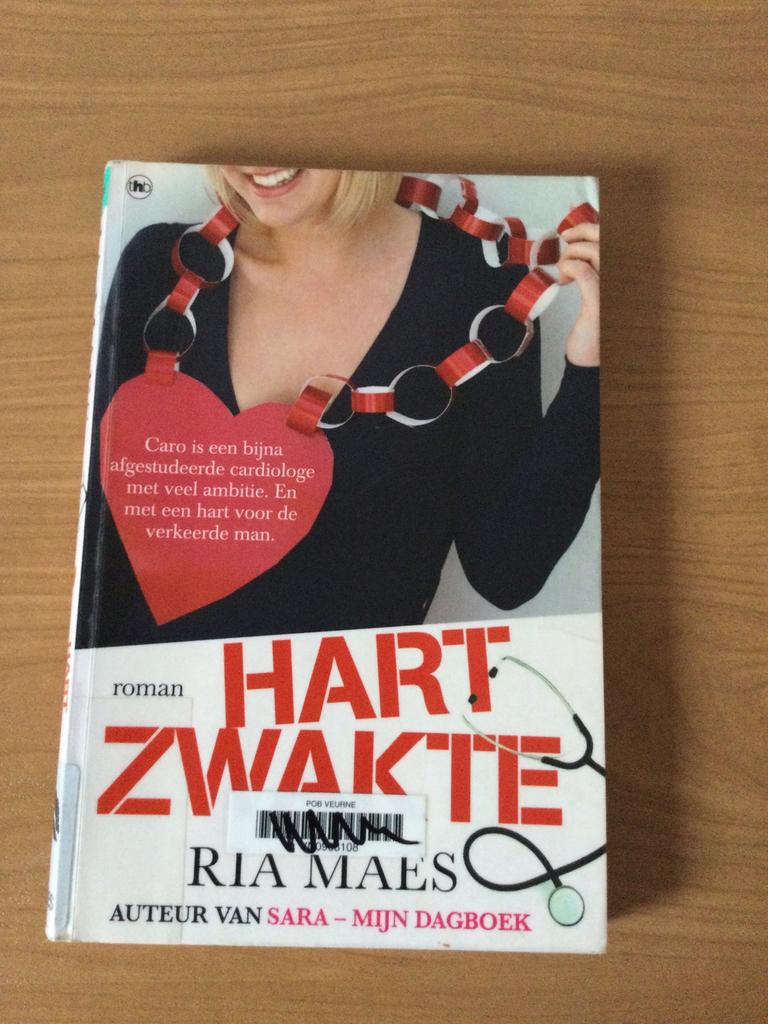 Ria Maes - Hartzwakte - Roman, Boeken, Ophalen of Verzenden, Gelezen
