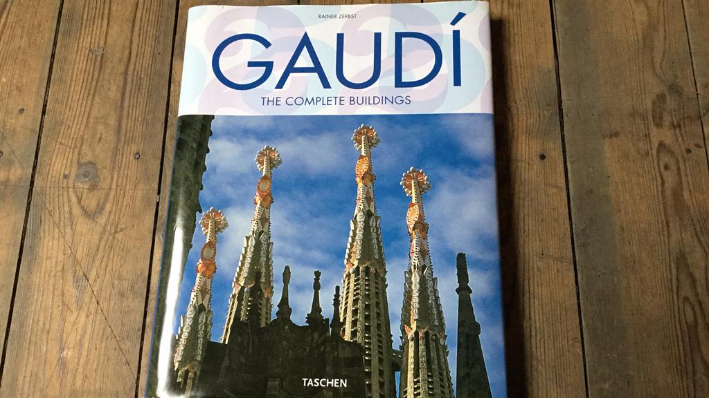 Rainer Zerbst, Gaudí. the Complete Buildings (taschen), Boeken, Ophalen of Verzenden, Zo goed als nieuw