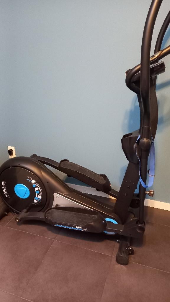 Crosstrainer Focus Fox 5, Sport en Fitness, Fitnessapparatuur, Zo goed als nieuw, Crosstrainer, Armen, Benen, Borst, Buik, Rug