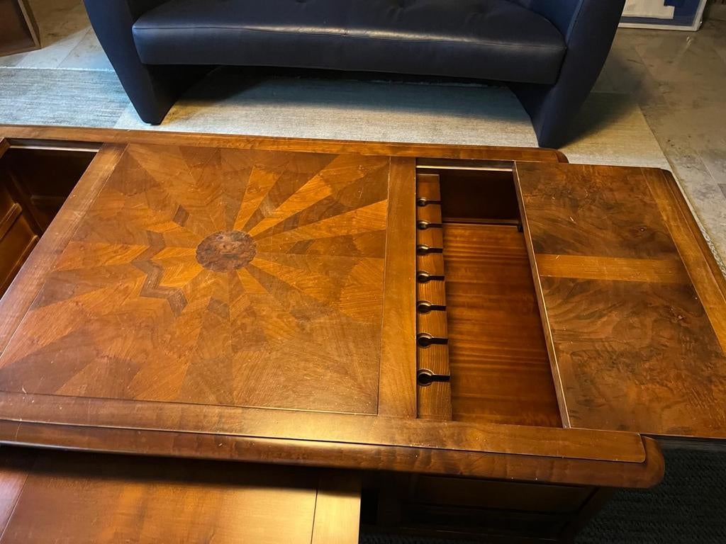 Salontafel notelaar, Ophalen