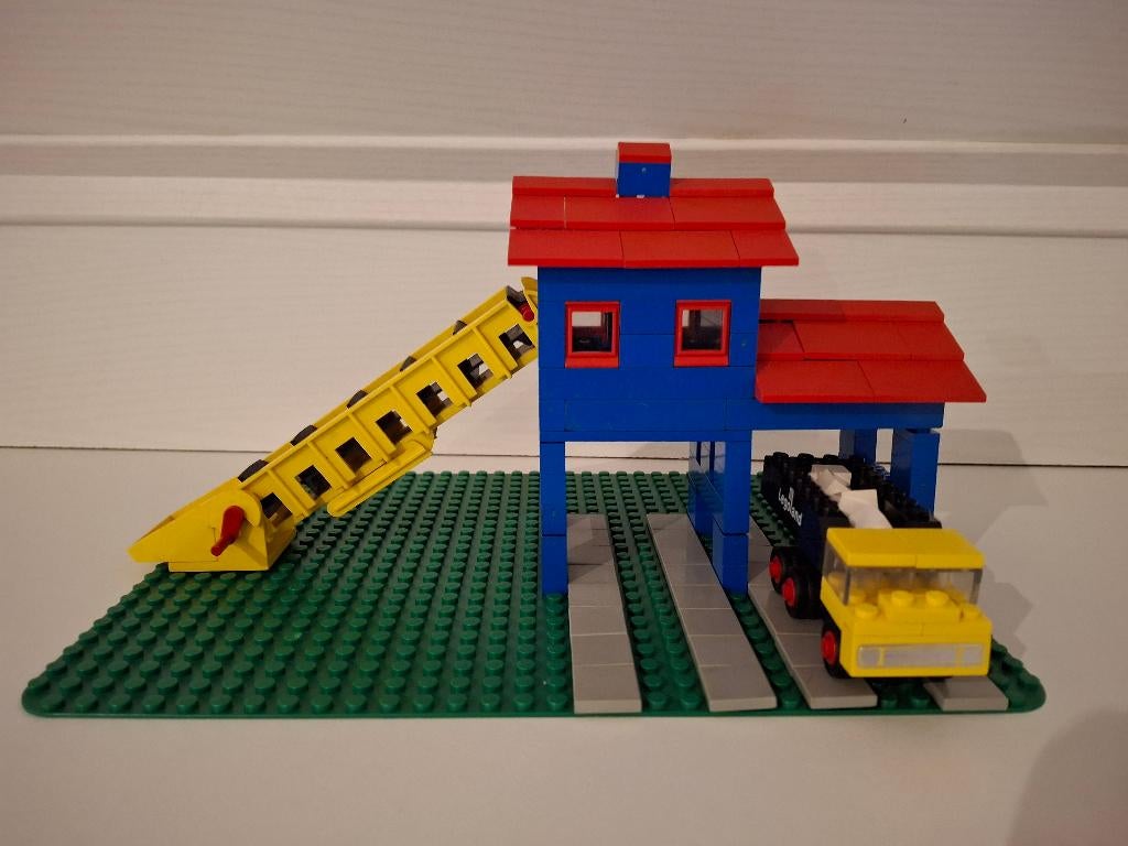 Lego 351 ( 351-1 ) Loader Hopper with Truck 1971, Kinderen en Baby's, Speelgoed | Duplo en Lego, Ophalen of Verzenden, Lego