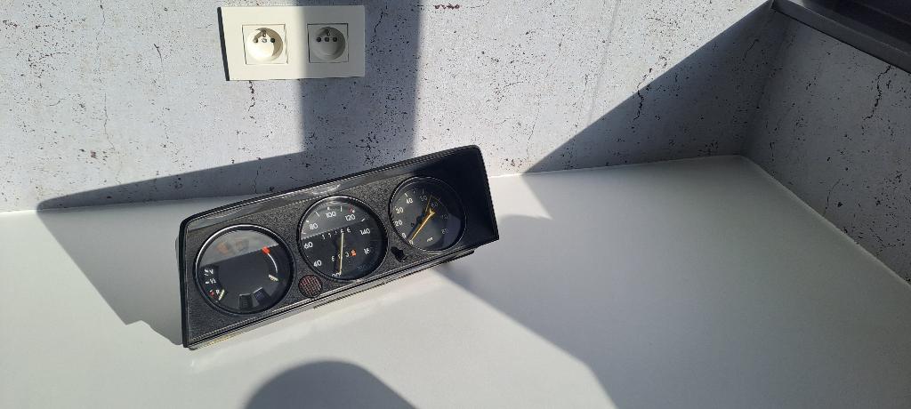 Compteur kilométrique BMW E10, Enlèvement ou Envoi, Utilisé, BMW