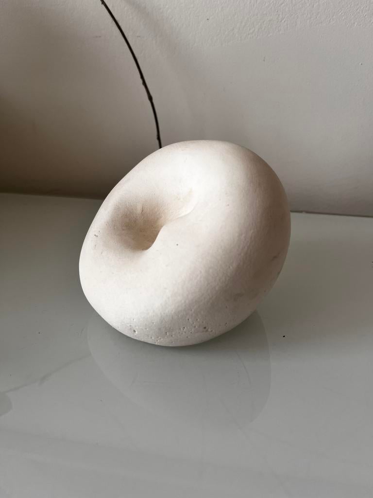 Beeldje handgemaakt 10cm wit, Ophalen of Verzenden, Zo goed als nieuw, Overige typen