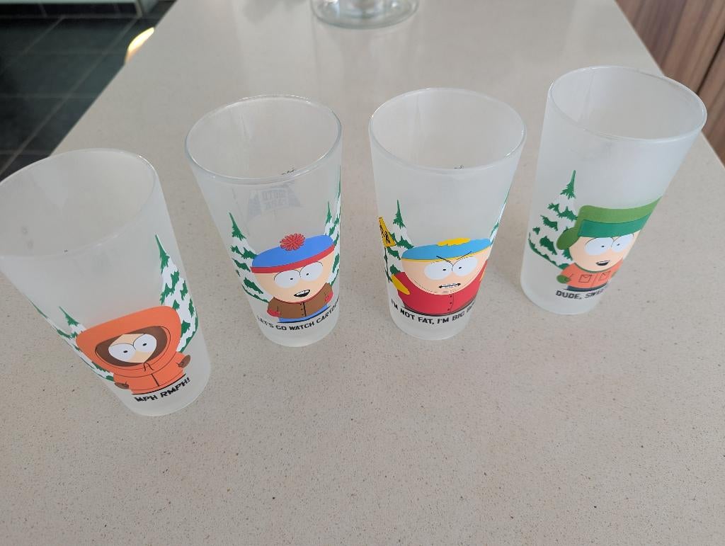 4 Verres South Park, Verre ou Verres, Enlèvement ou Envoi, Verre, Utilisé