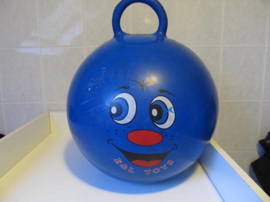 Blauwe skippybal met gezichtje, Ophalen of Verzenden, Gebruikt