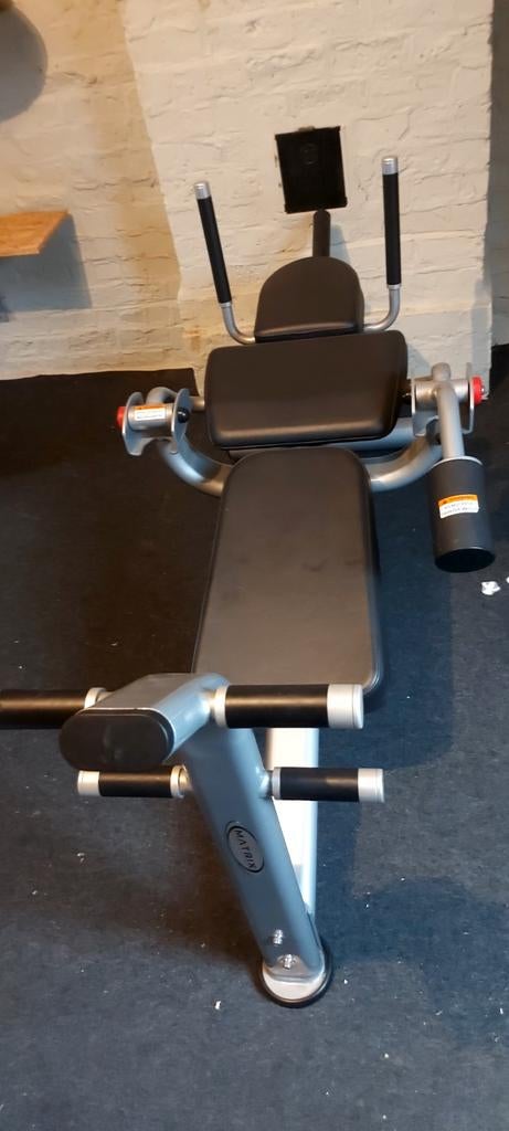 Matrix Ab crunch bench, Sport en Fitness, Ophalen