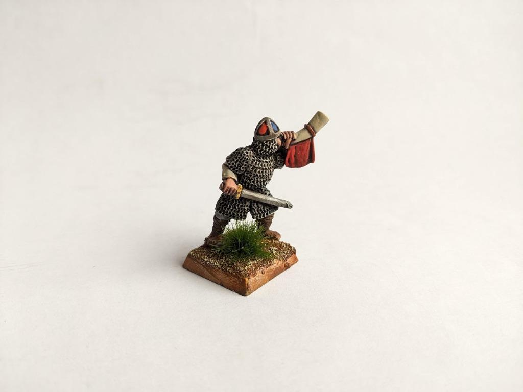 Crusader DAN008 Norman Commander hornblower 28mm metaal, Gebruikt, Figuurtje(s), Ophalen of Verzenden, Historisch