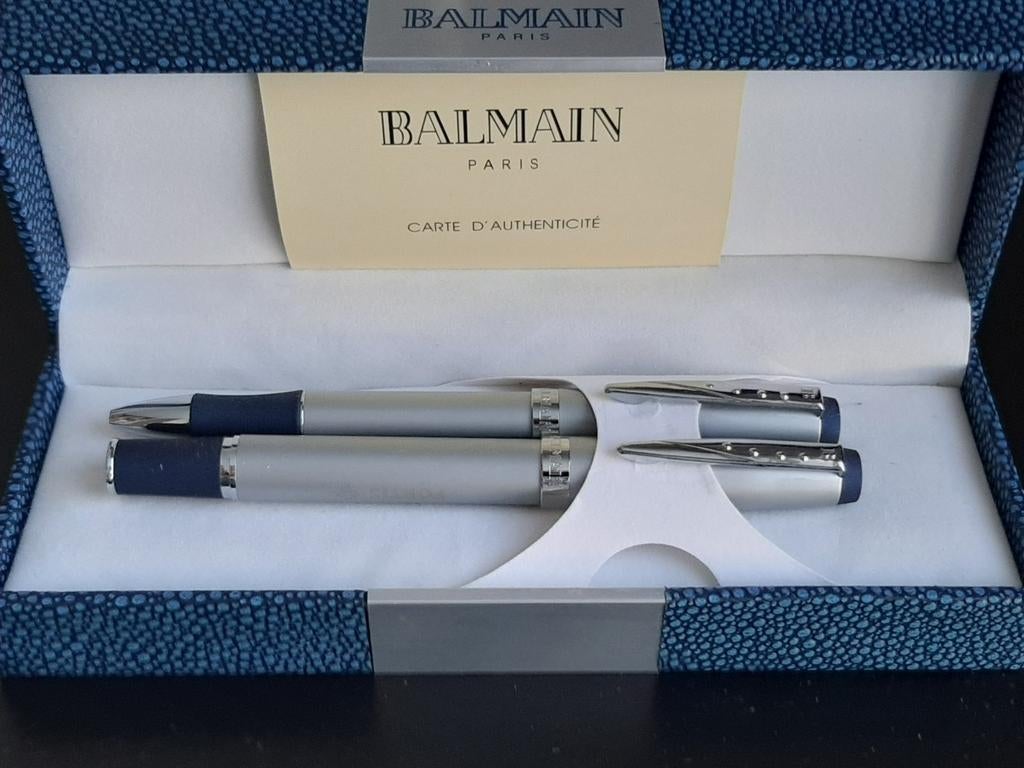 BALMAIN duoset, Verzamelen, Pennenverzamelingen, Ophalen of Verzenden, Zo goed als nieuw, Vulpen