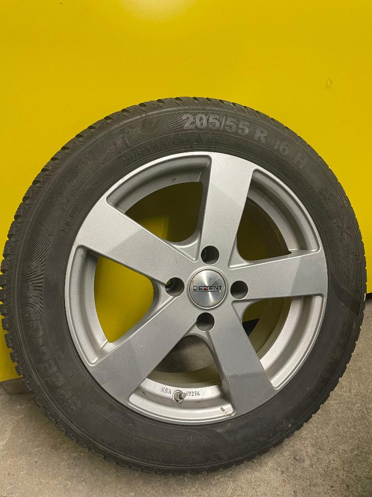 6 mm Winterbanden 205/55 R 16 H op lichtmetalen velgen, Ophalen, Gebruikt, Velg(en), 16 inch