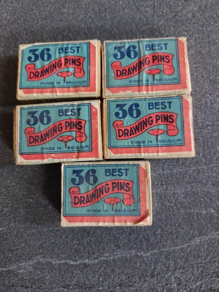 5 doosjes vintage duimspijkers, Ophalen of Verzenden, Gebruikt