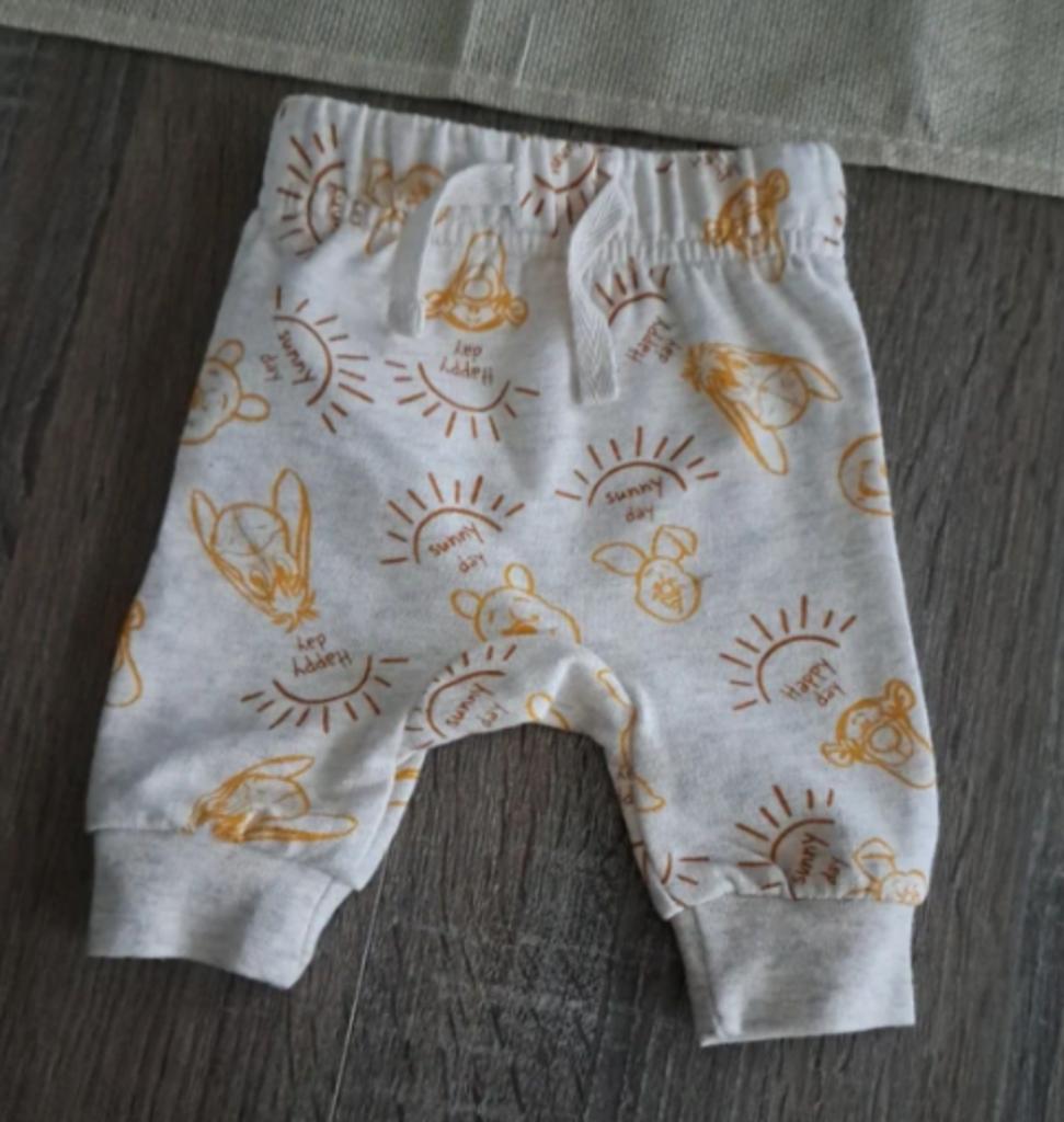 Disney baby broekje Winnie the Pooh newborn, Broekje, Jongetje of Meisje, Ophalen of Verzenden, Zo goed als nieuw