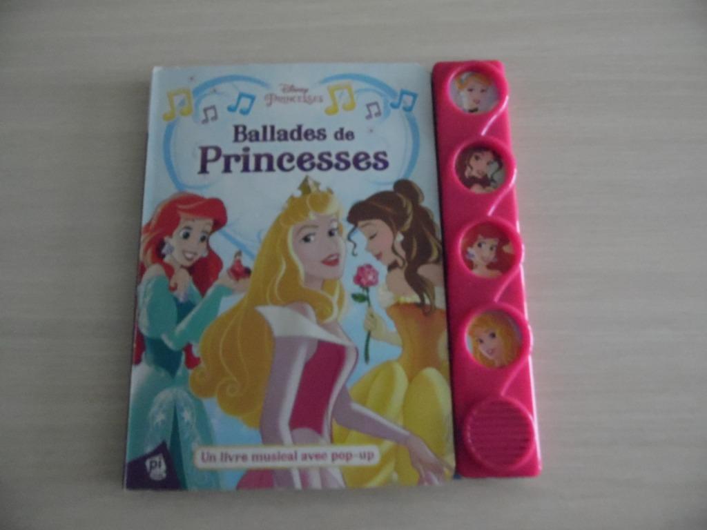 BALLADES DE PRINCESSES LIVRE MUSICAL AVEC POP-UP   DISNEY, Livres, Garçon ou Fille, Enlèvement ou Envoi, Comme neuf, Contes (de fées)