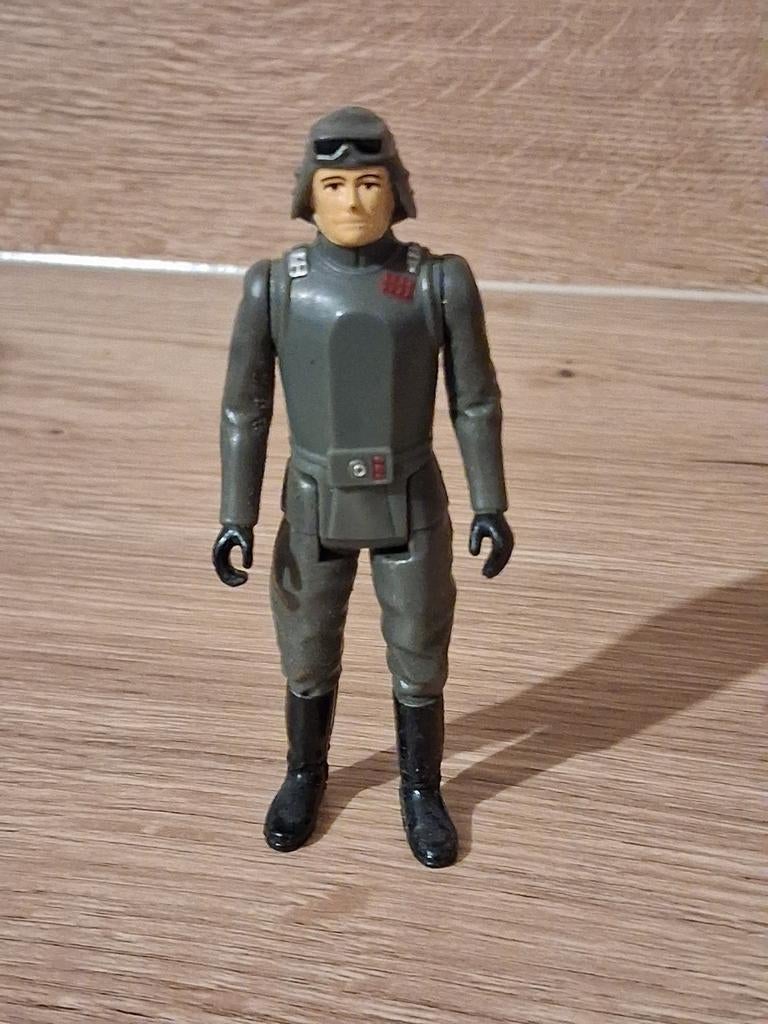 Star Wars : AT-AT commander / general Veers, Verzenden