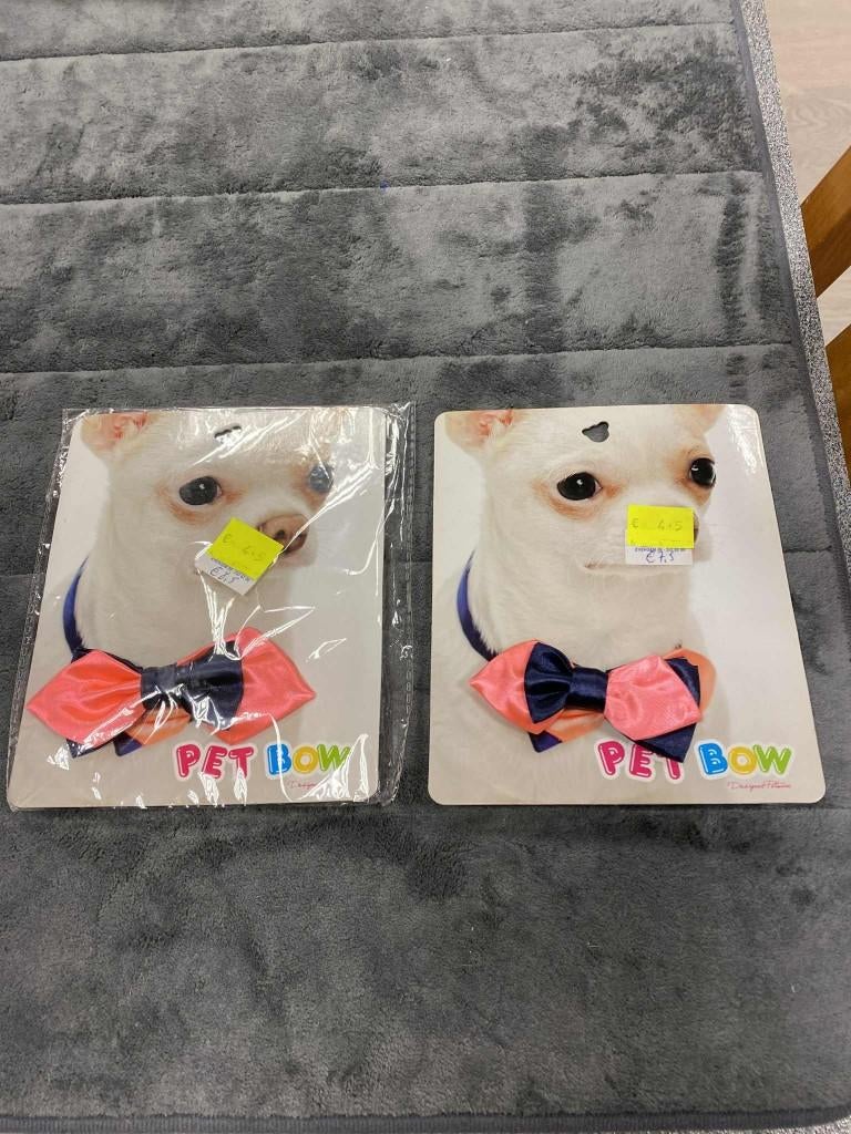 Strikjes en dasjes voor uw hond (je )aan outletprijs., Dieren en Toebehoren, Hondenkleding, Ophalen of Verzenden, Nieuw, Hondenkostuum