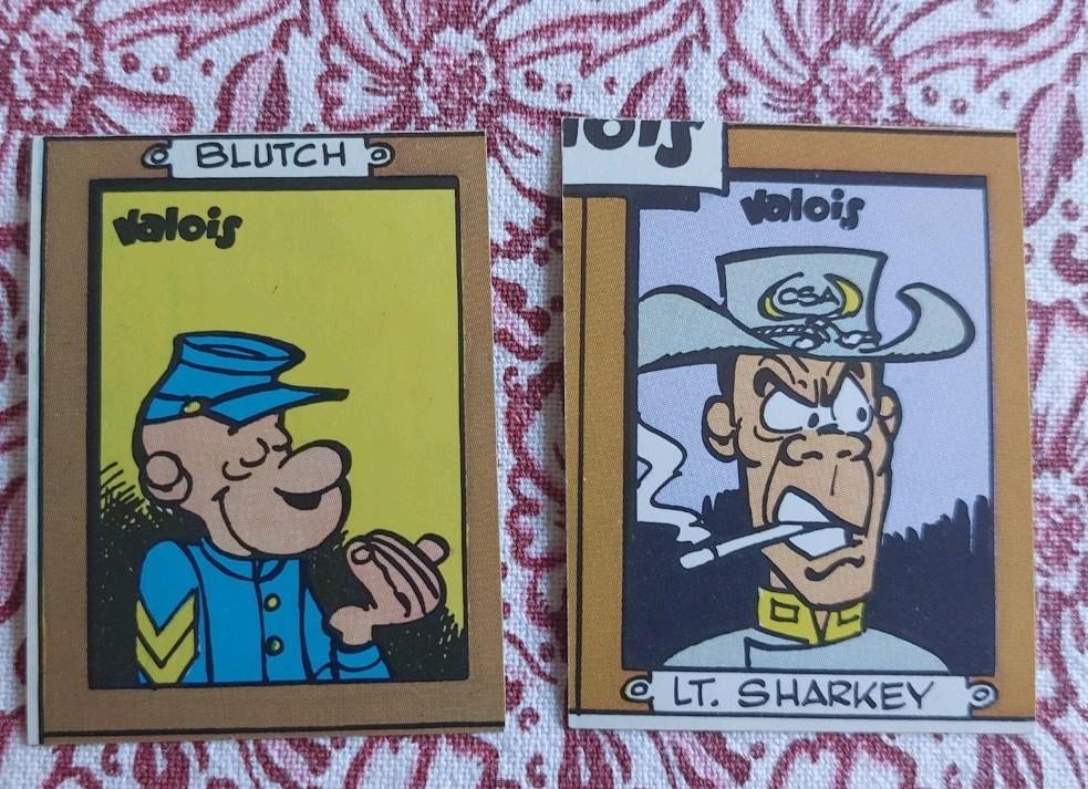 2 autocollants Les Tuniques Bleues, Collections, Enlèvement ou Envoi, Neuf, Bande dessinée ou Dessin animé