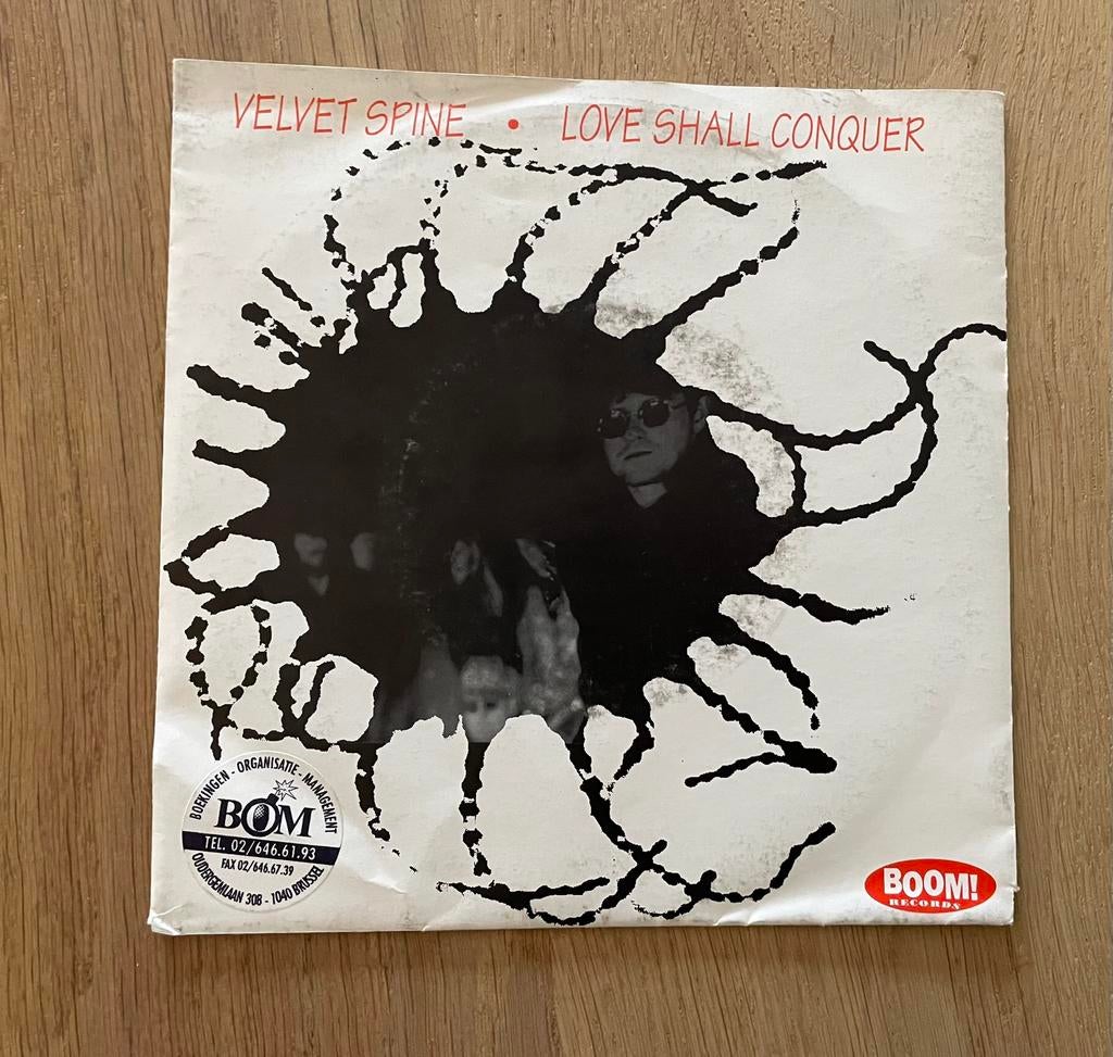 Velvet Spine - Love shall conquer, 7 inch, Single, Ophalen of Verzenden, Zo goed als nieuw
